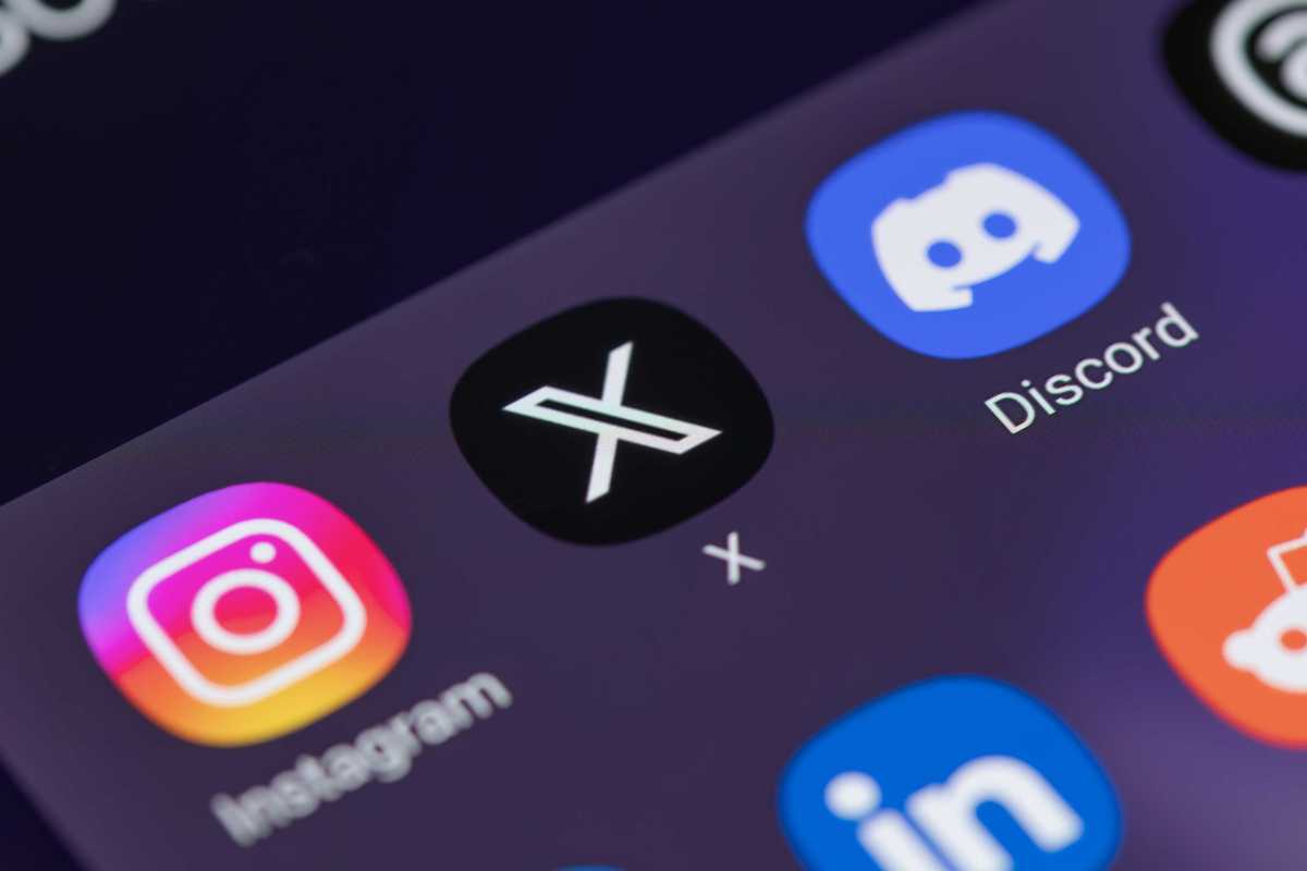 Popular right-wing X account is 'linked to this White House staff member'