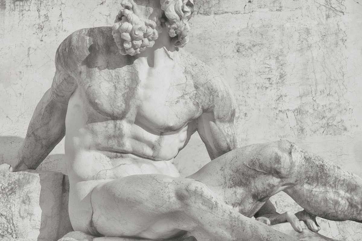 The real reason why ancient statues always seem to be naked has finally been uncovered