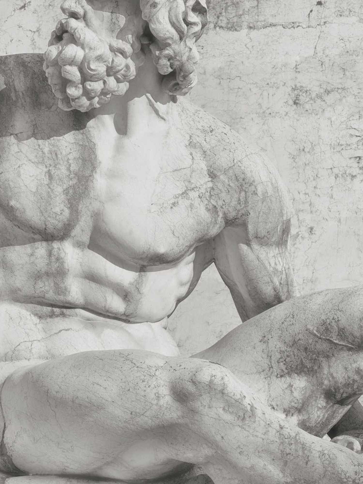 The real reason why ancient statues always seem to be naked has finally been uncovered