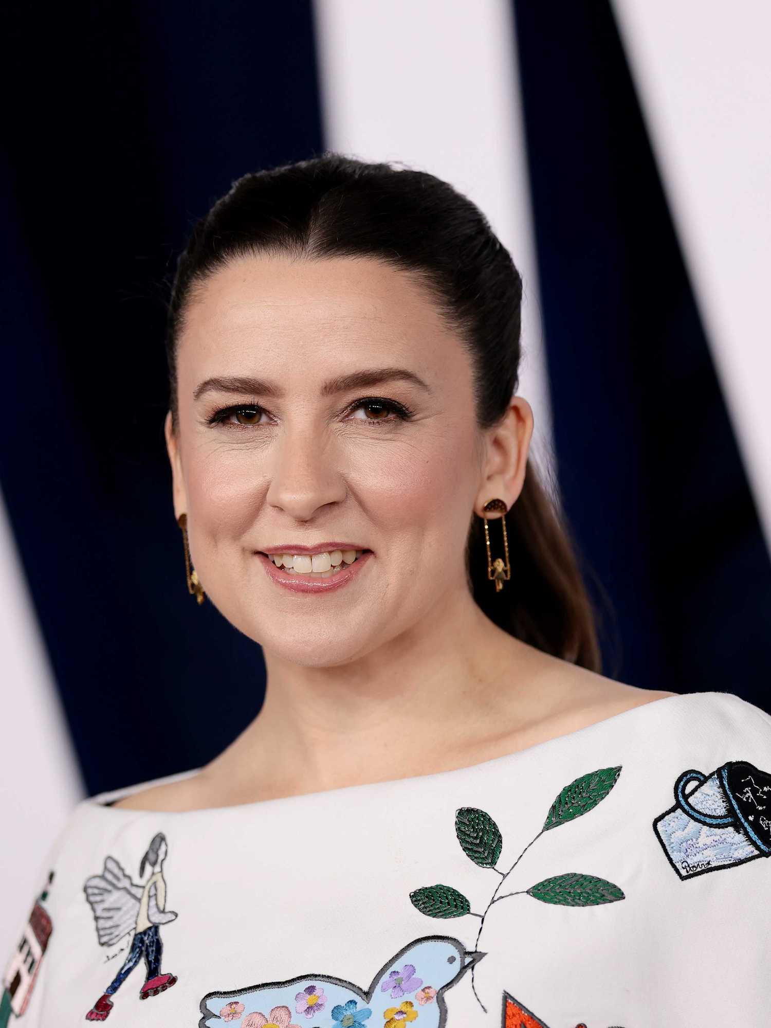 Ms Rachel joins push to close ICE detention center after emotional conversations with children