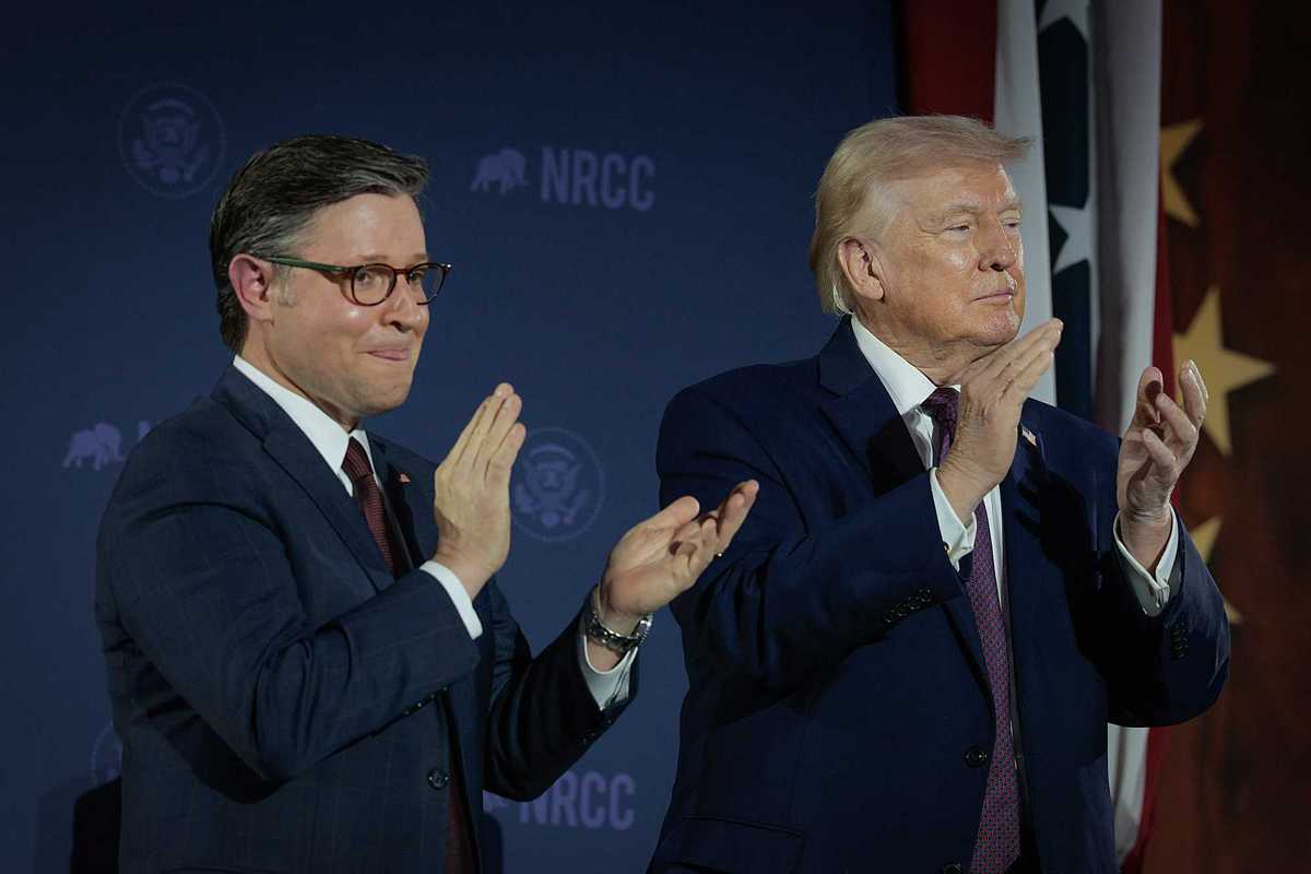 Donald Trump has been given another fake award and people have had enough