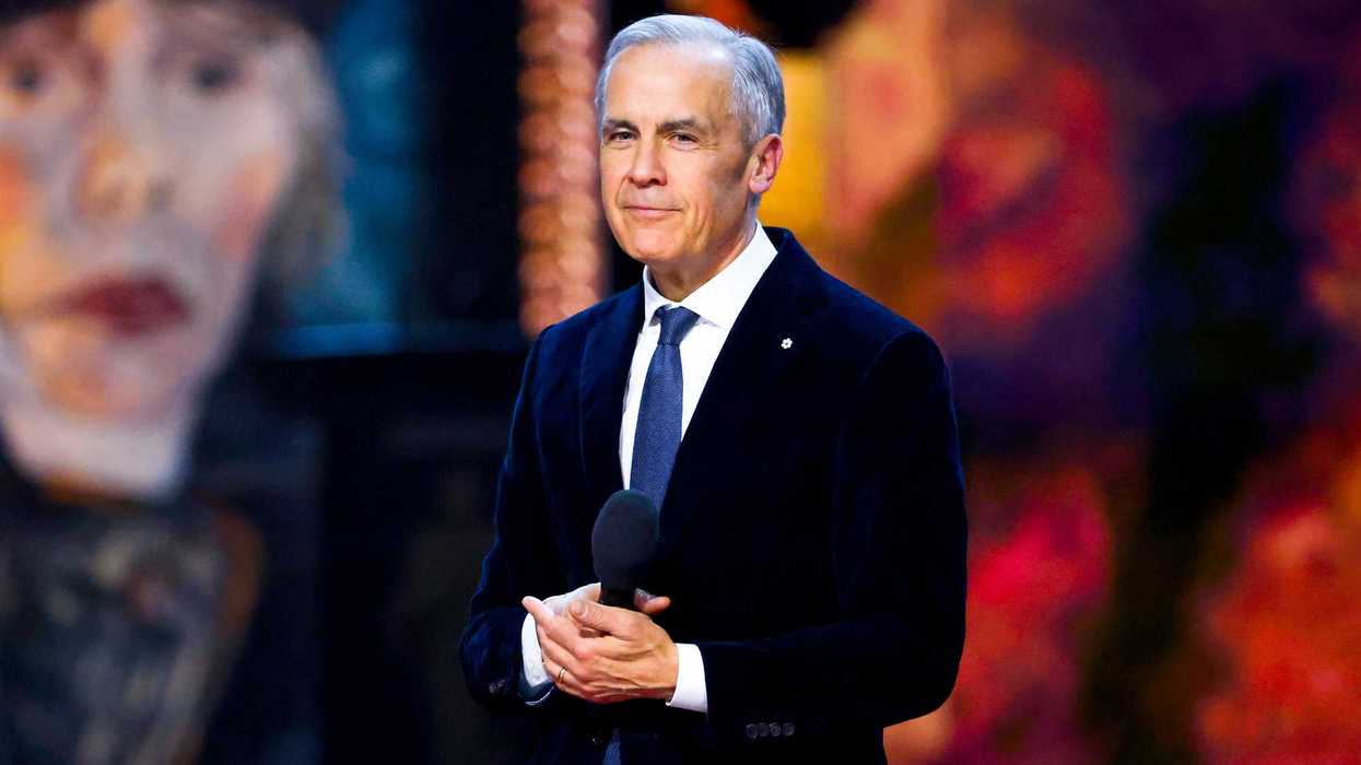 Artemis II crew spoke with Canadian PM and people are making this comparison with their Trump call