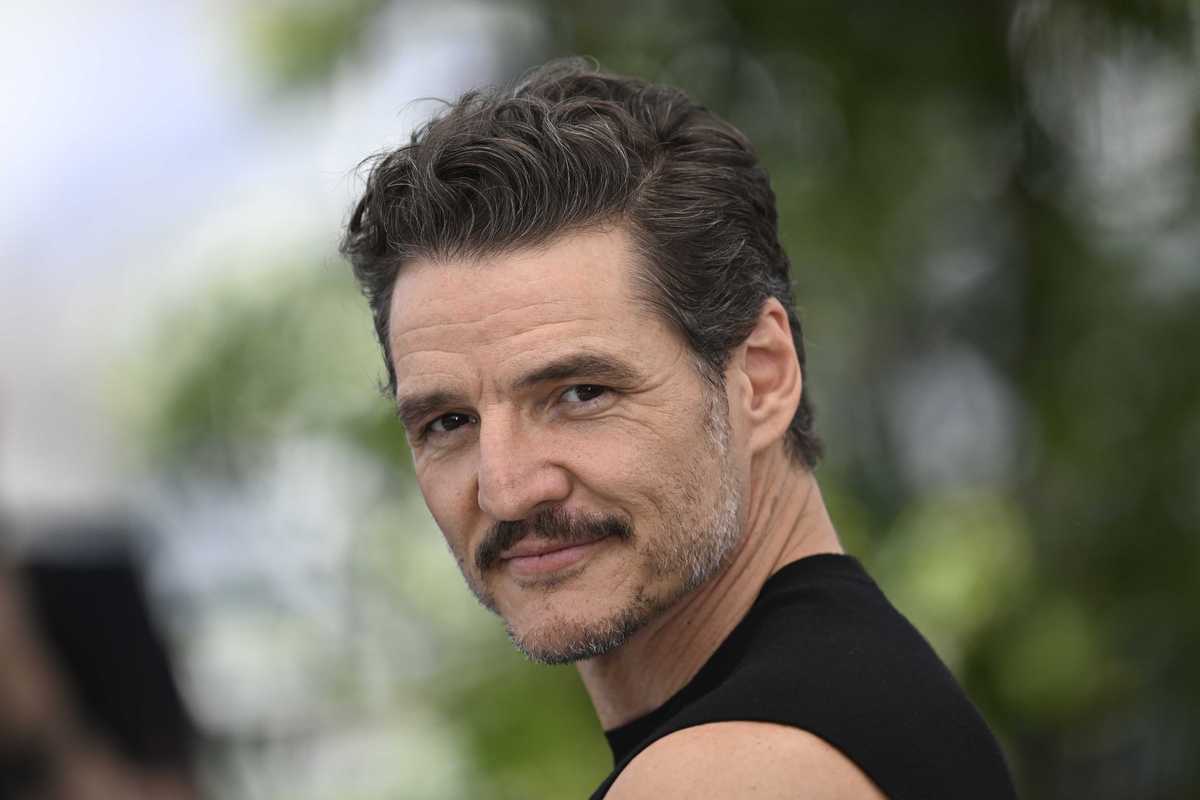 Bryan Cranston and Pedro Pascal join 1,400 stars in protesting Paramount-Warner Bros. merger