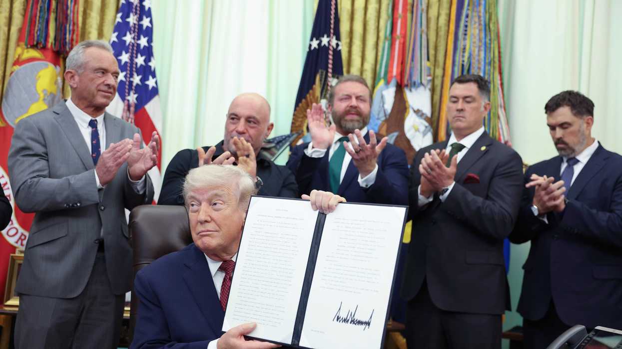 Trump is now boasting about being able to sign his own name