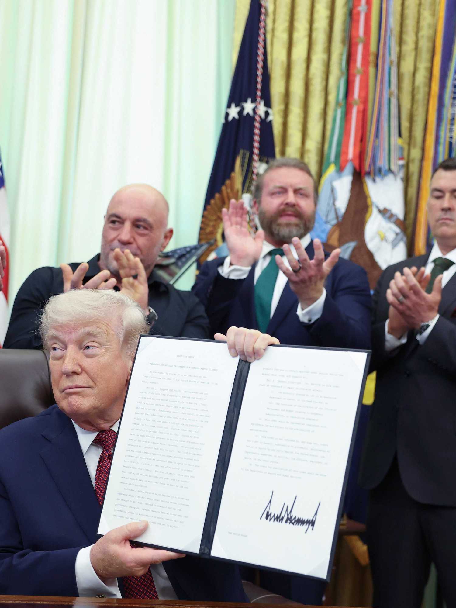 Trump is now boasting about being able to sign his own name
