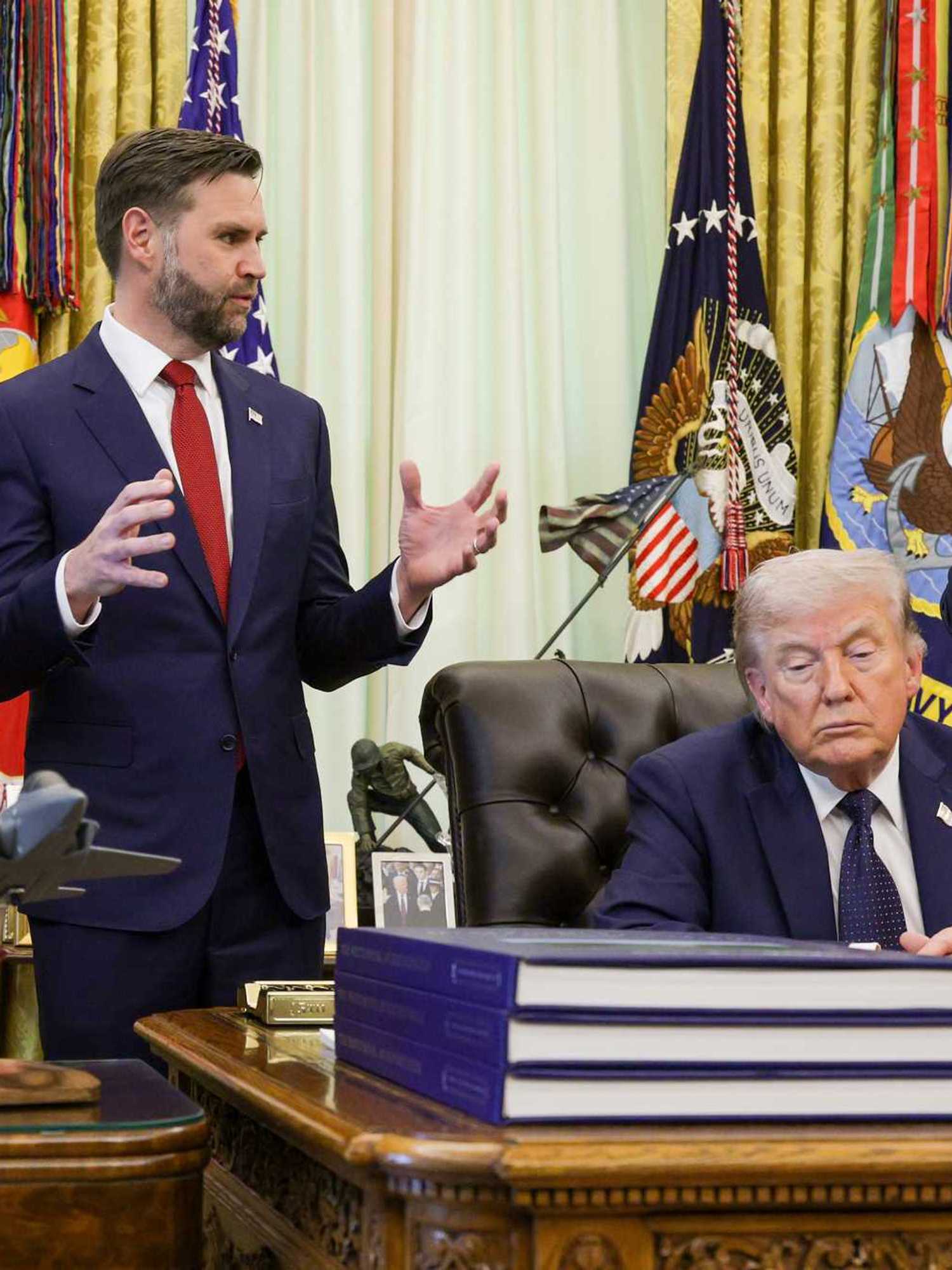 Trump appears to fall asleep again in White House meeting as critics call out MAGA