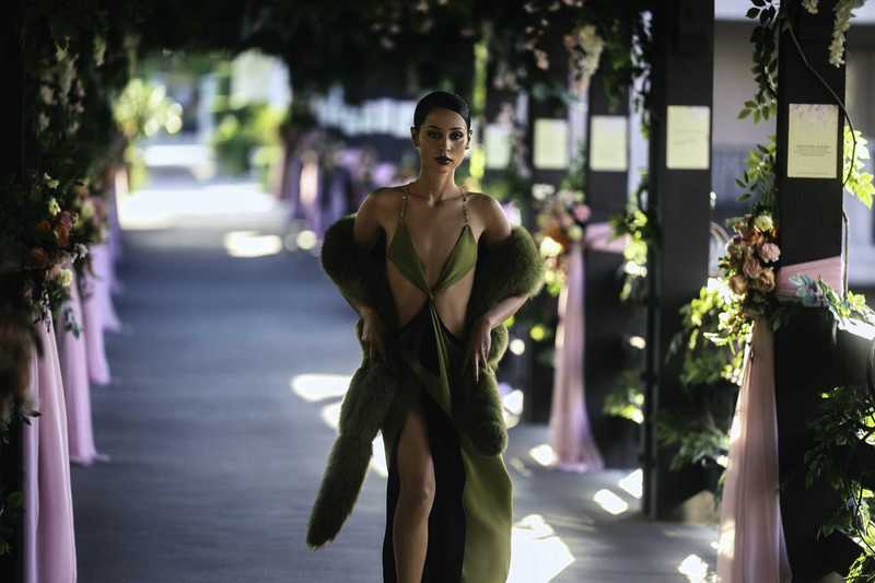 Euphoria season 3 episode 3: Fans react to Nate and Cassie's wedding | indy100