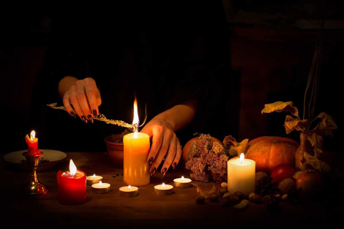 This British University offers a real-life Hogwarts style degree in magic and witchcraft