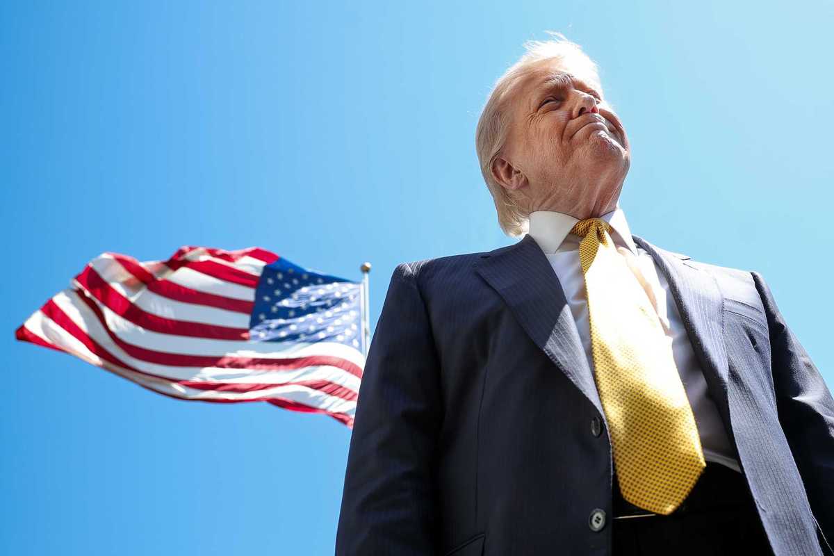 Trump posts picture of himself on dollar note - and people have thoughts