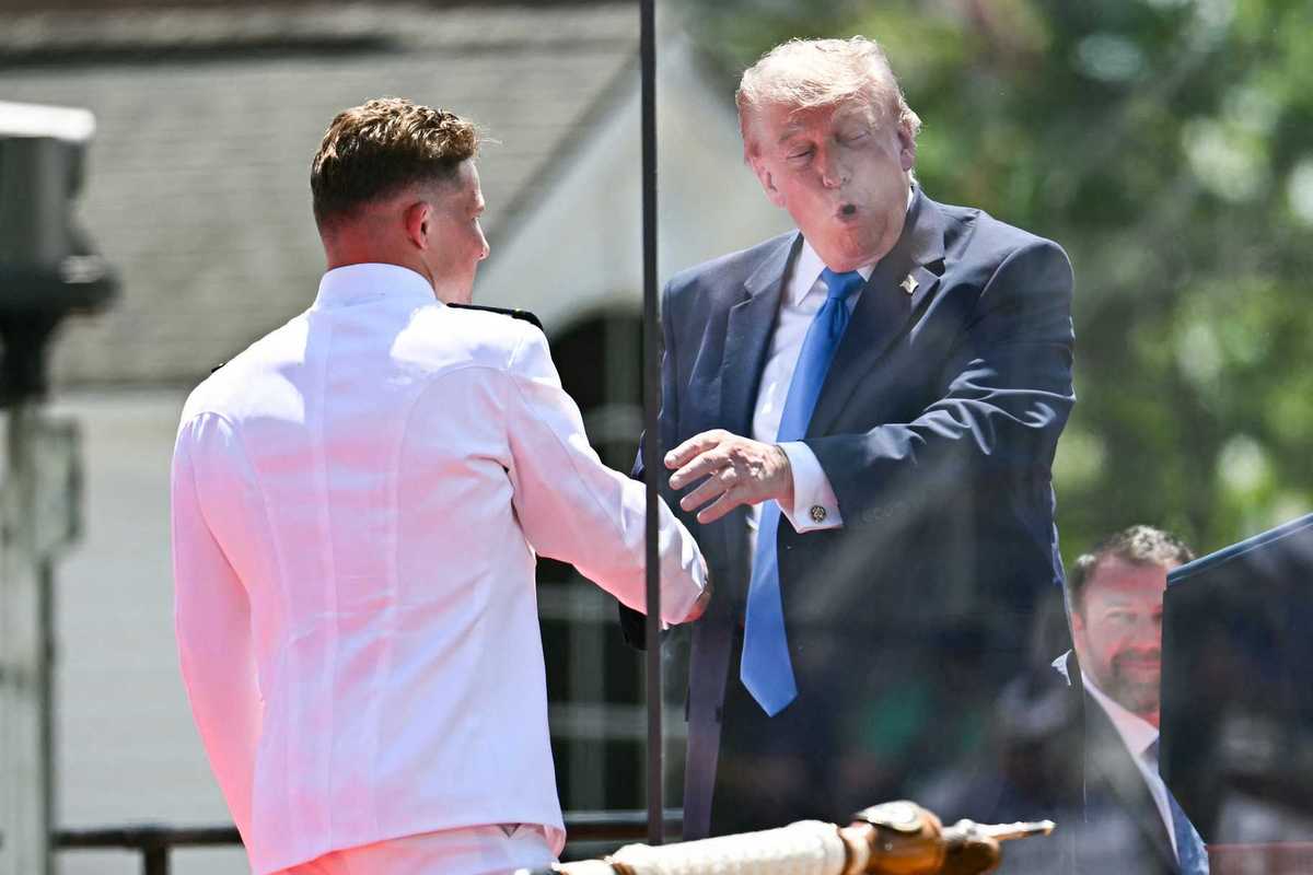 Trump is commenting on 'good-looking' muscly men again