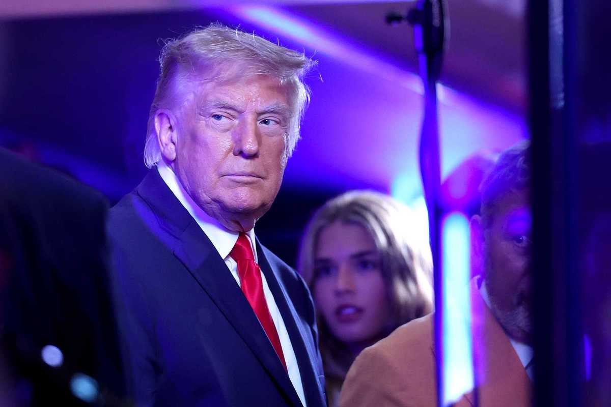 People baffled by Trump's 'delusional' interpretation after he was booed at Knicks game