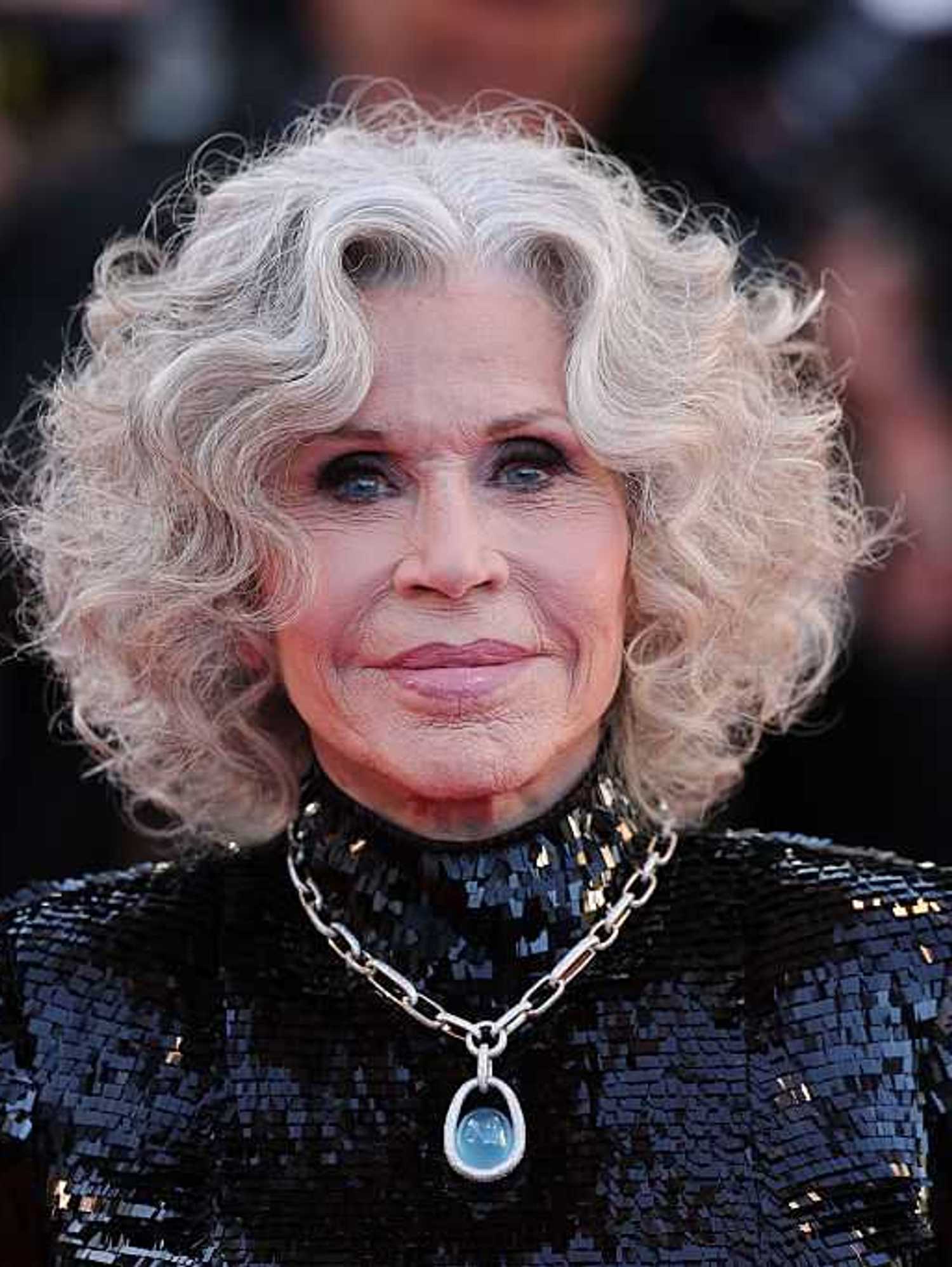 Jane Fonda to host counter celebration opposite Trump's UFC event