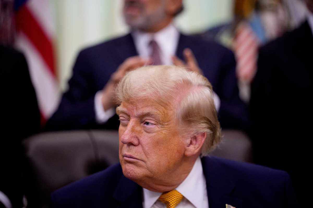 Trump dodges Reflecting Pool cost question in the pettiest way possible