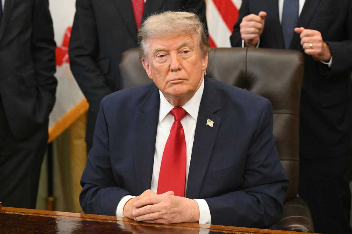People are tired of Trump claiming Iran 'wants to make a deal' yet again