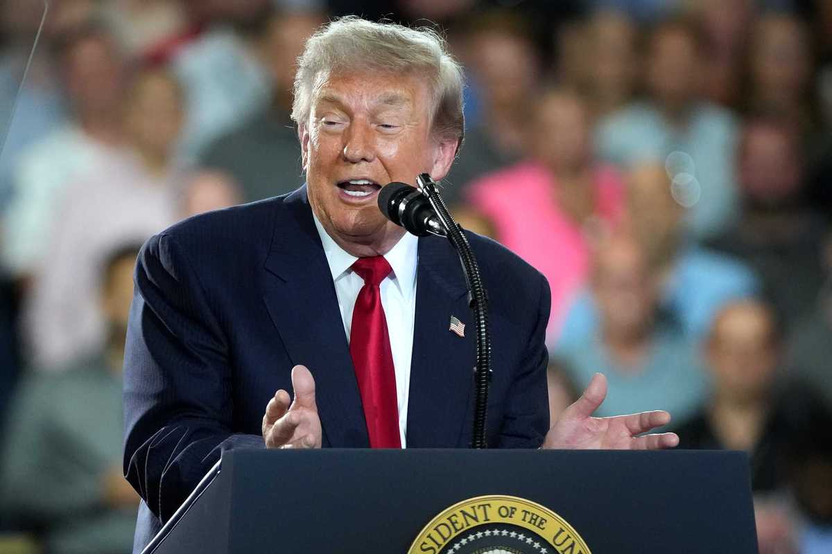 Trump claims he's done more for people than their own parents: 'Spoken like a cult leader'