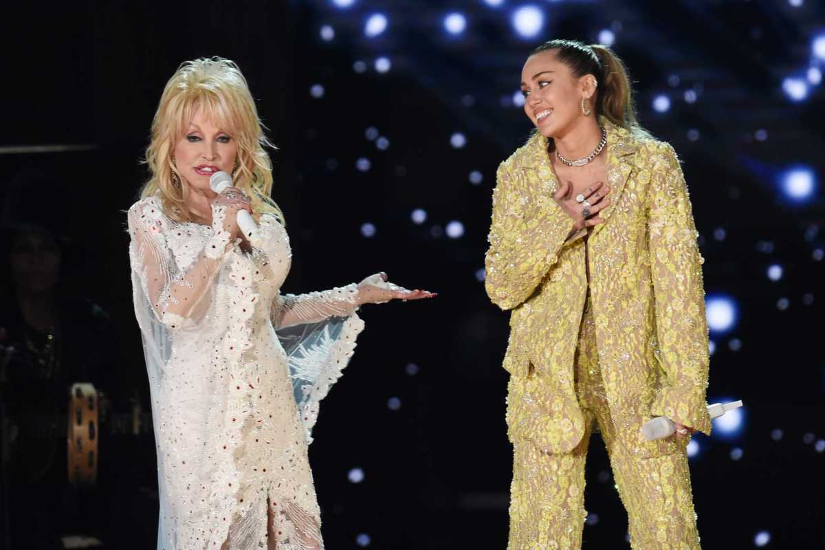 'This is beautiful': Miley Cyrus posts heartfelt tribute to godmother Dolly Parton