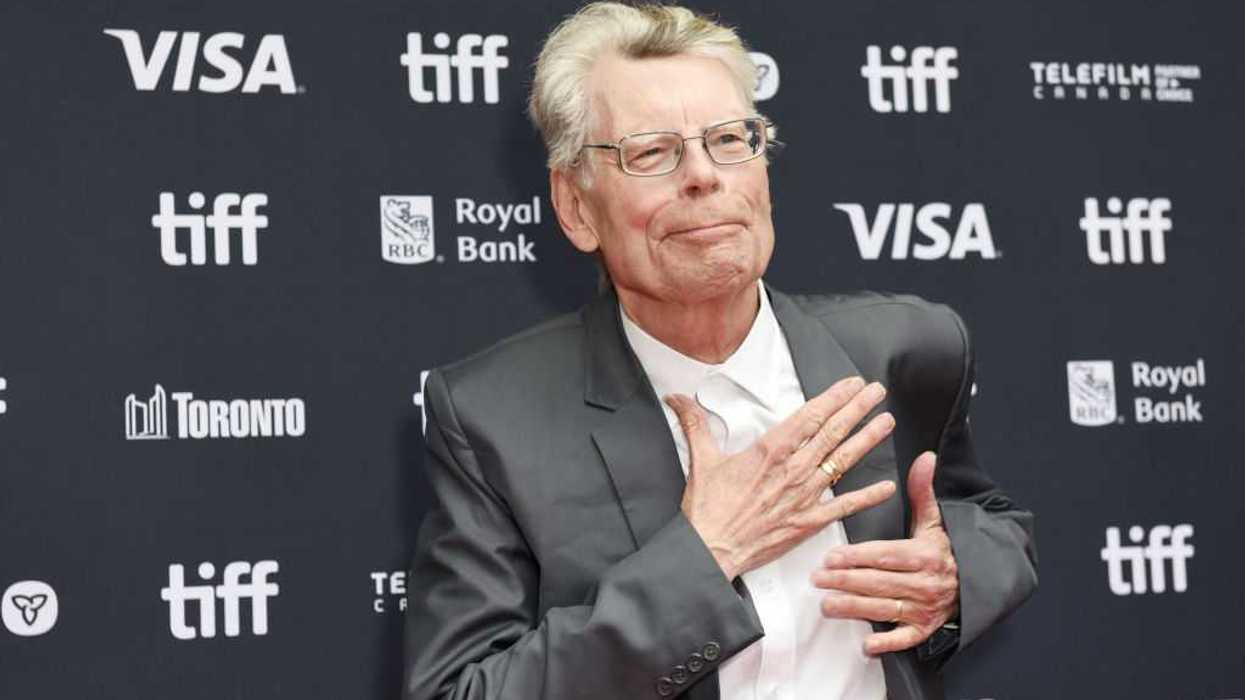 Stephen King hits out at Donald Trump over Lake Ontario name change