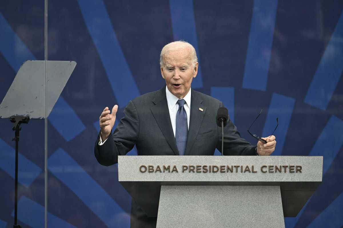 'They genuinely have nothing': Trump cabinet continues to blame Joe Biden after 588 days of Trump