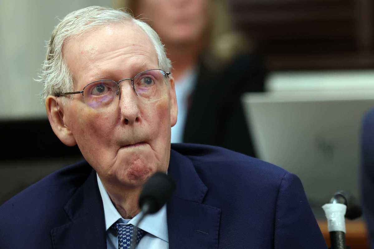 Concerning moment a confused Mitch McConnell has to be 'instructed' which way to vote