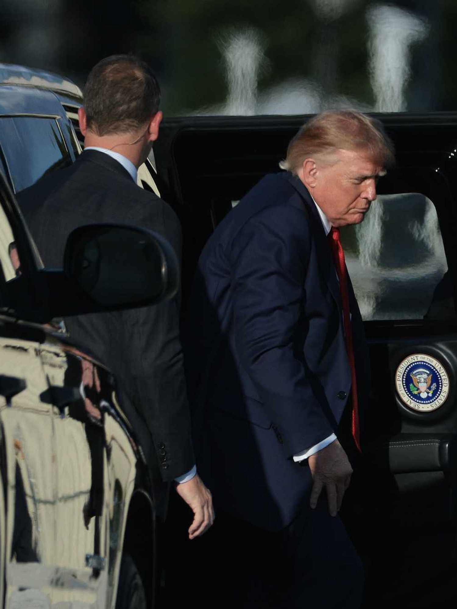 'We are at war': People baffled by video of Trump golfing on Truth Social