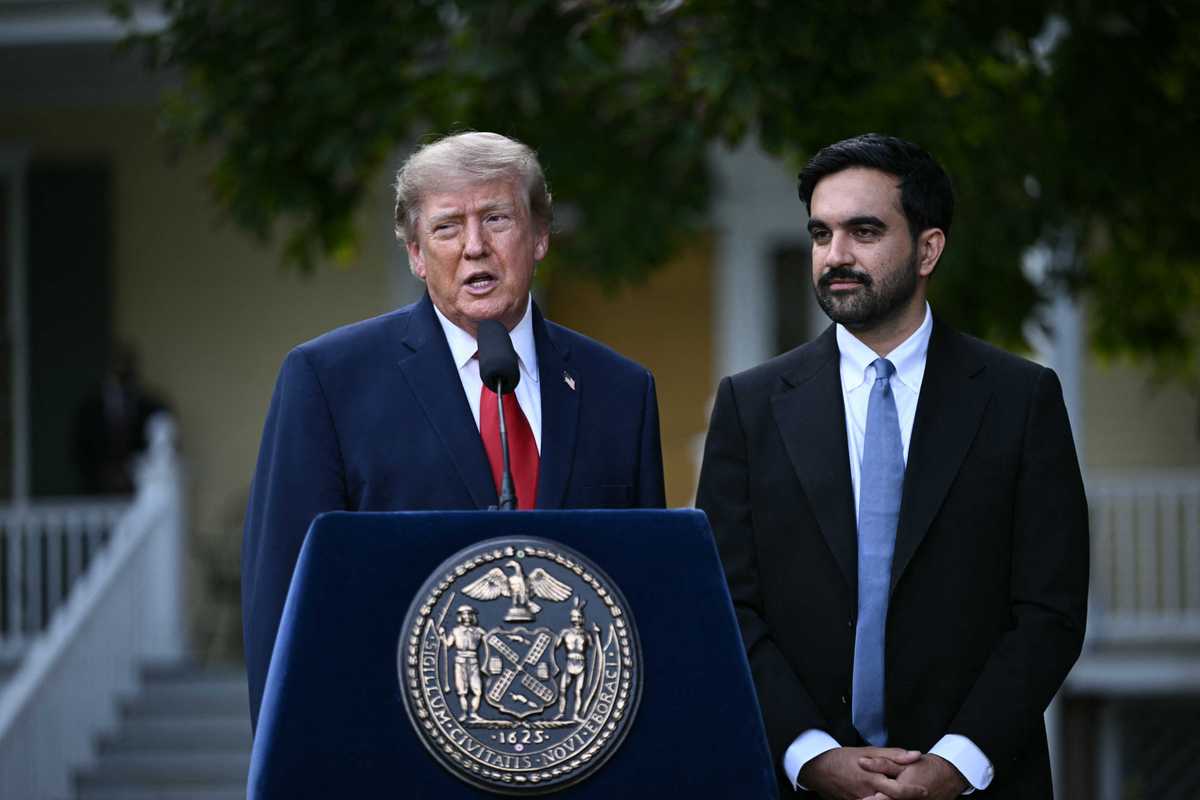 Mamdani's poker face while Trump rambled about his alleged successes had people impressed