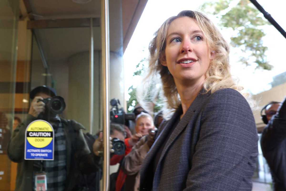 People think Elizabeth Holmes is angling for a pardon from Trump – here's why
