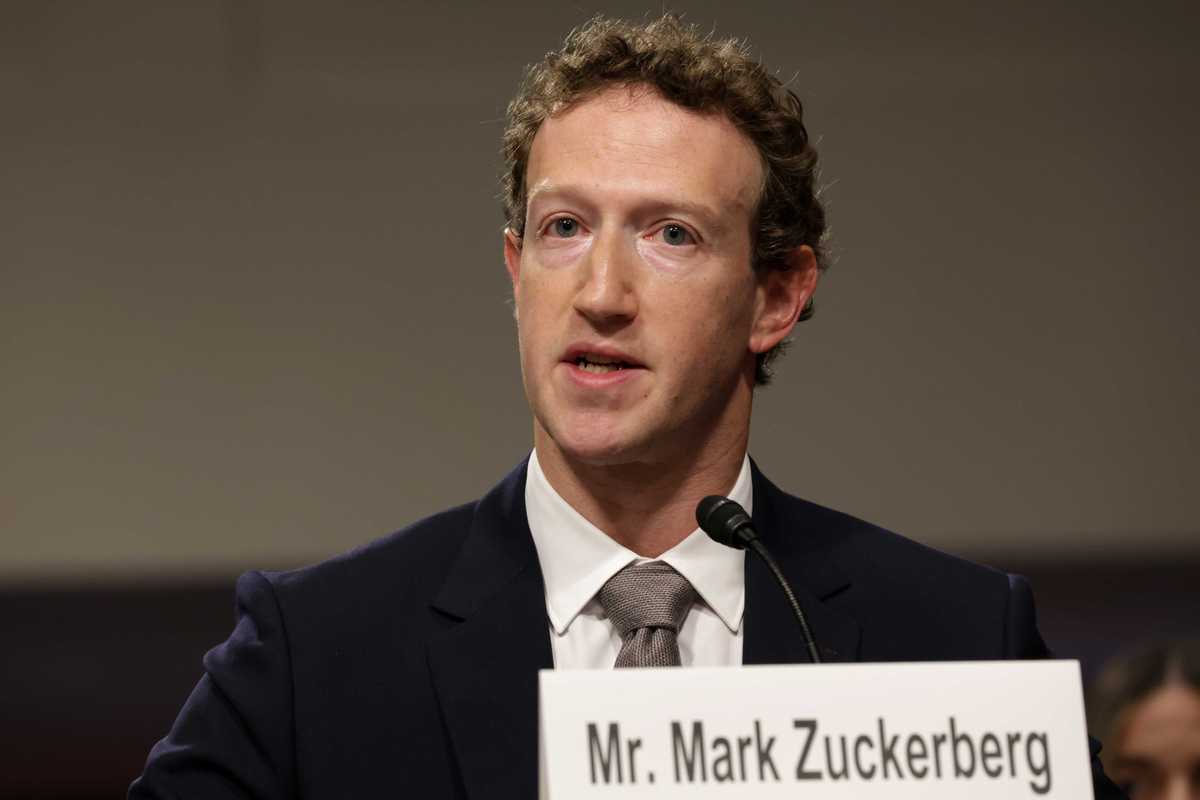 Mark Zuckerberg ripped for copying word Donald Trump wants people to use: 'Good little sycophant'
