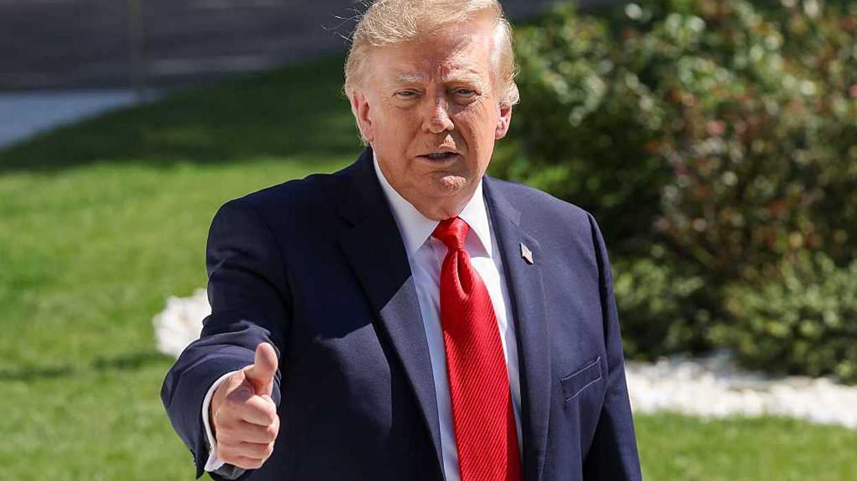 Trump is now bragging about being able to walk up stairs