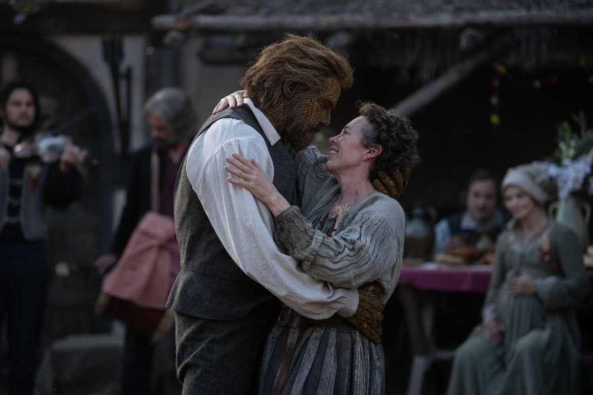 What are critics saying about 'Wicker'?