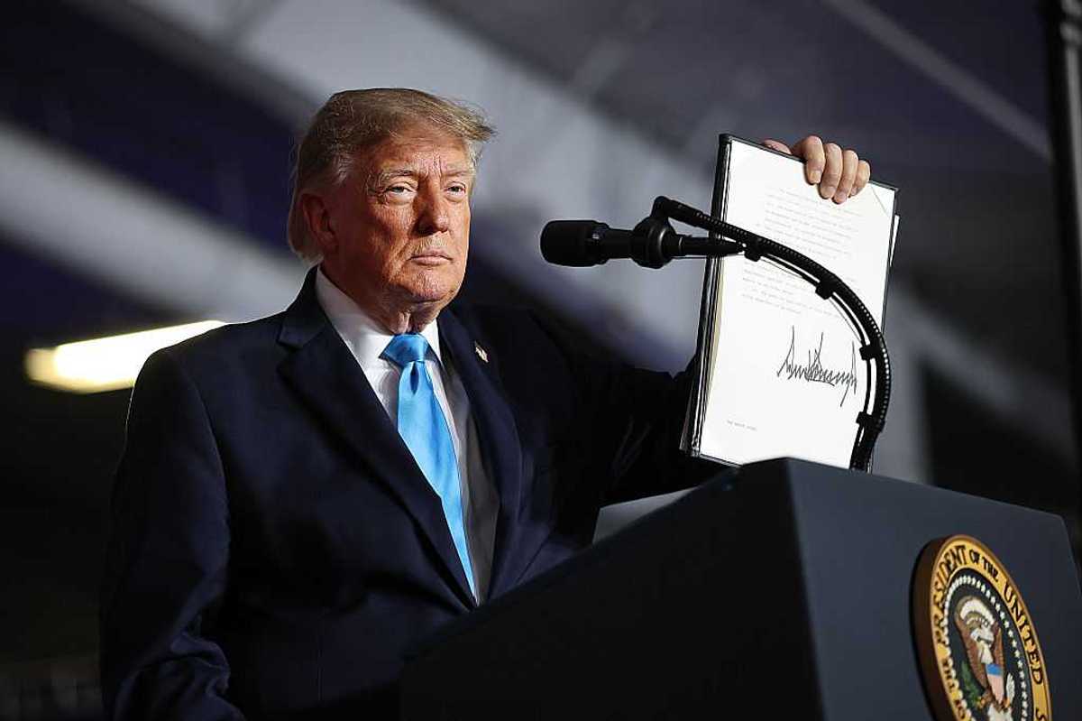 Donald Trump is trying to make ‘artificial media’ a thing – people aren’t having it