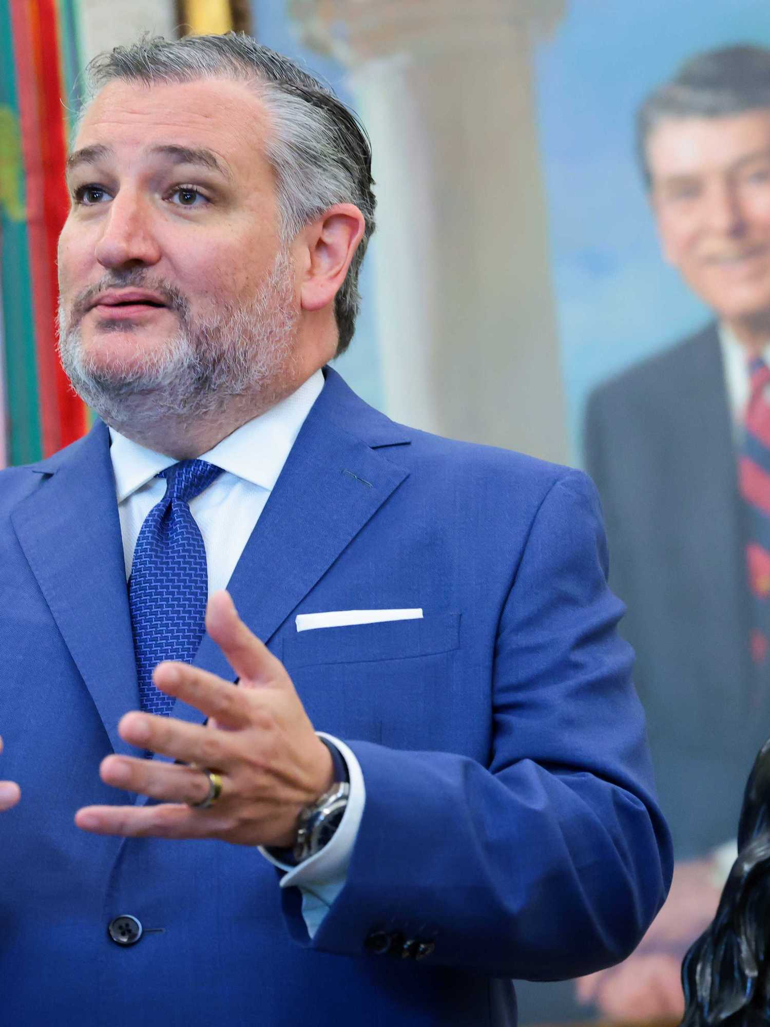 Ted Cruz tells children to reject gifts from family and get a Trump account instead