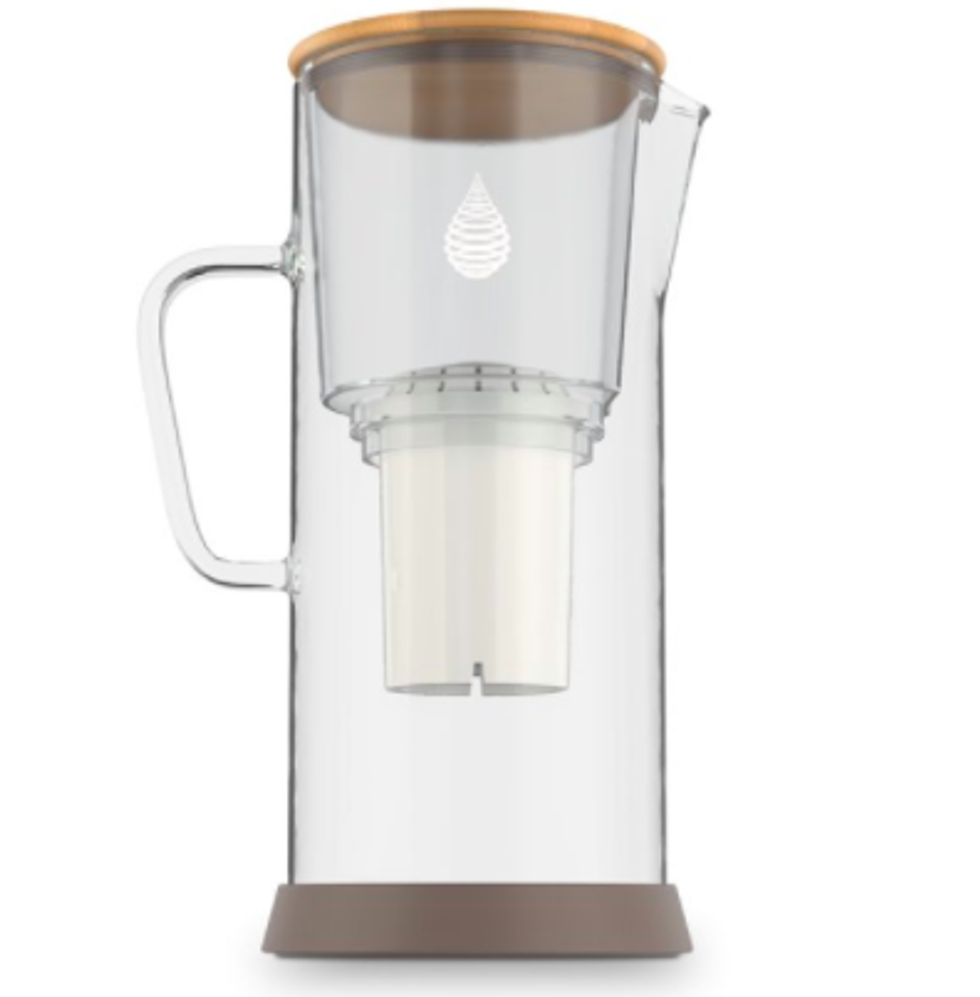 12 best water pitchers to hold your favorite beverages indy100 indy100