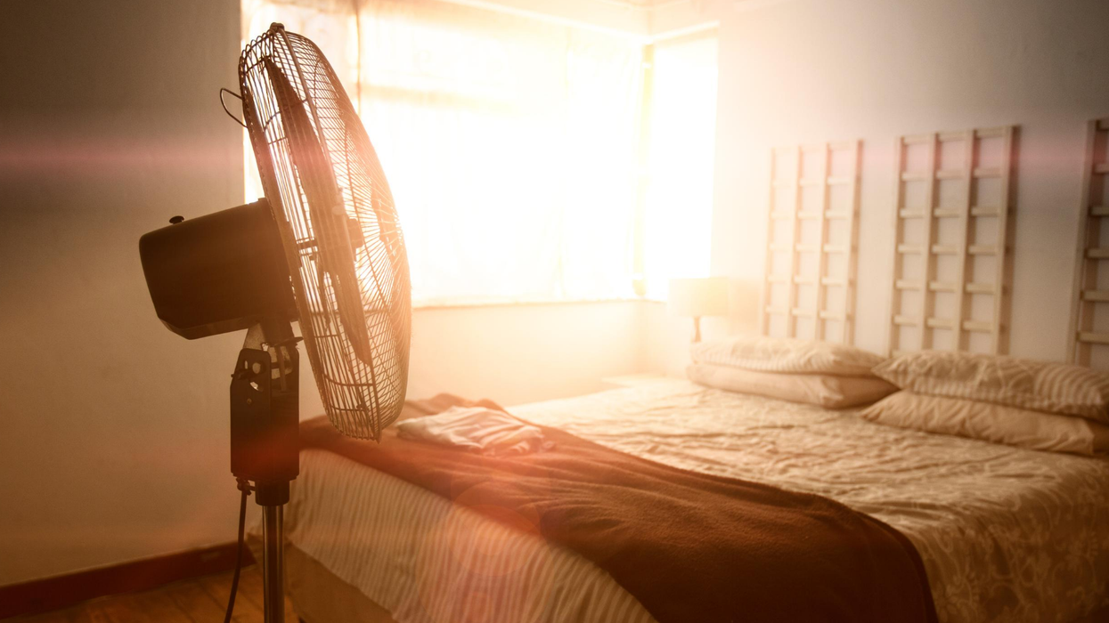Sleeping naked in a heatwave can actually make you hotter, according to science