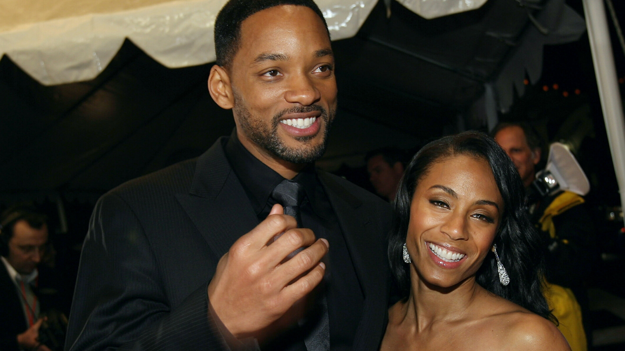 People have a lot of questions about how exactly Jada Pinkett Smith is planning on interviewing herself