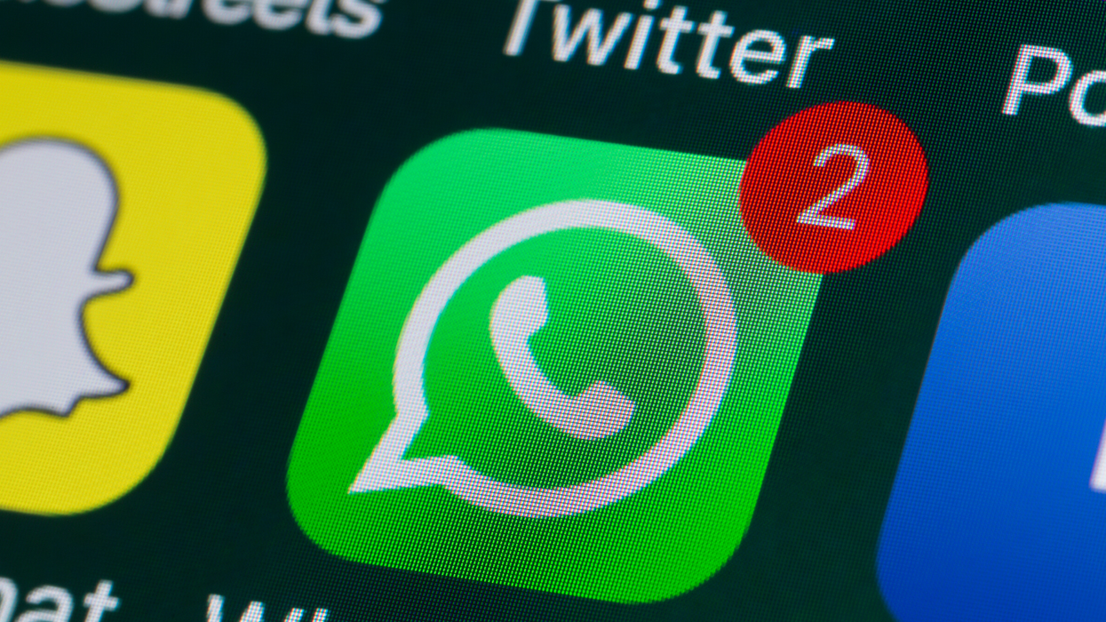 Hundreds of thousands of 'private' WhatsApp groups could be available to search on Google