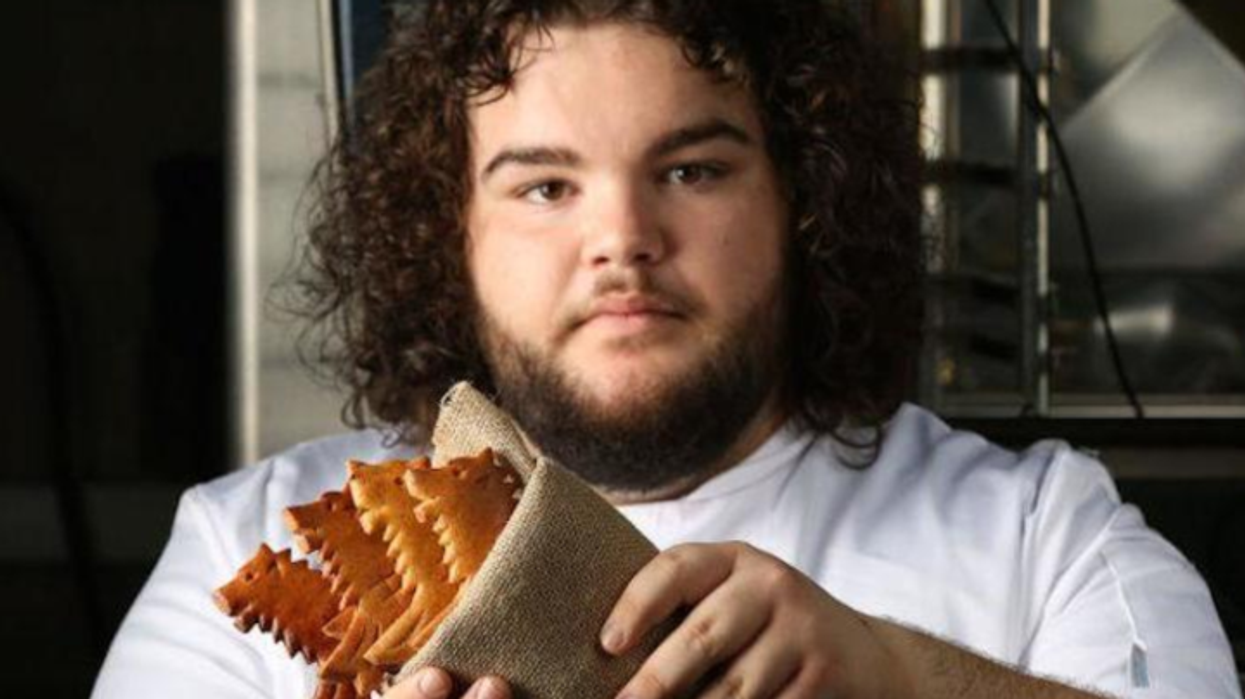 Hot Pie from Game of Thrones sells his own Direwolf loaves in real life