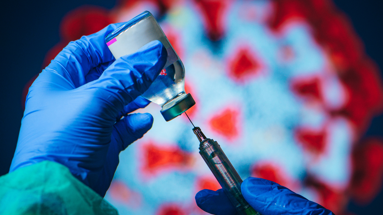 Anti-vaxxer brilliantly shut down by college friend who remembered a crucial anecdote
