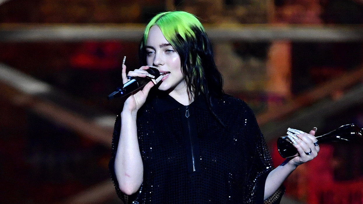 Billie Eilish has hilarious reaction to losing 100k followers after sharing drawing