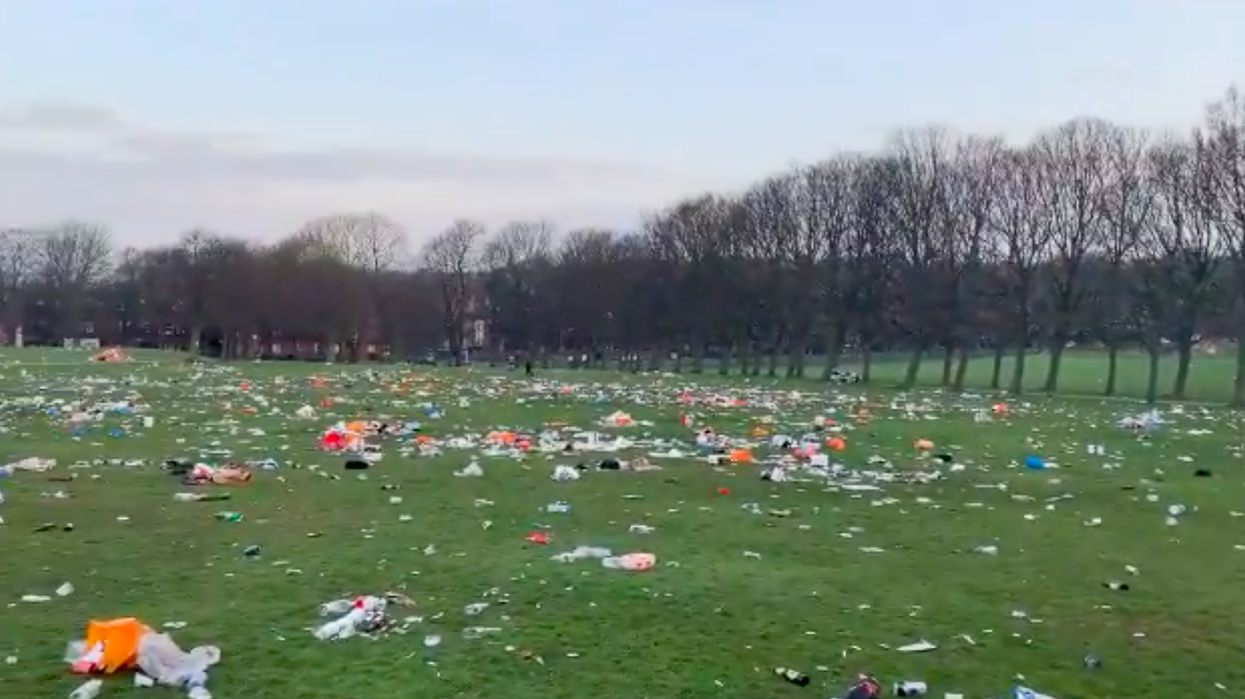 Horrendous scenes as tonnes of rubbish left behind at beaches and parks after Britain hit by heatwave
