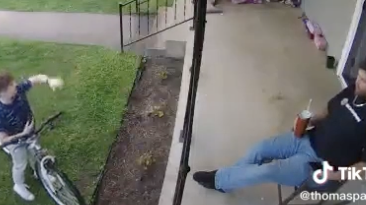 12-year-old schools grown man for flying racist Confederate flag from his house