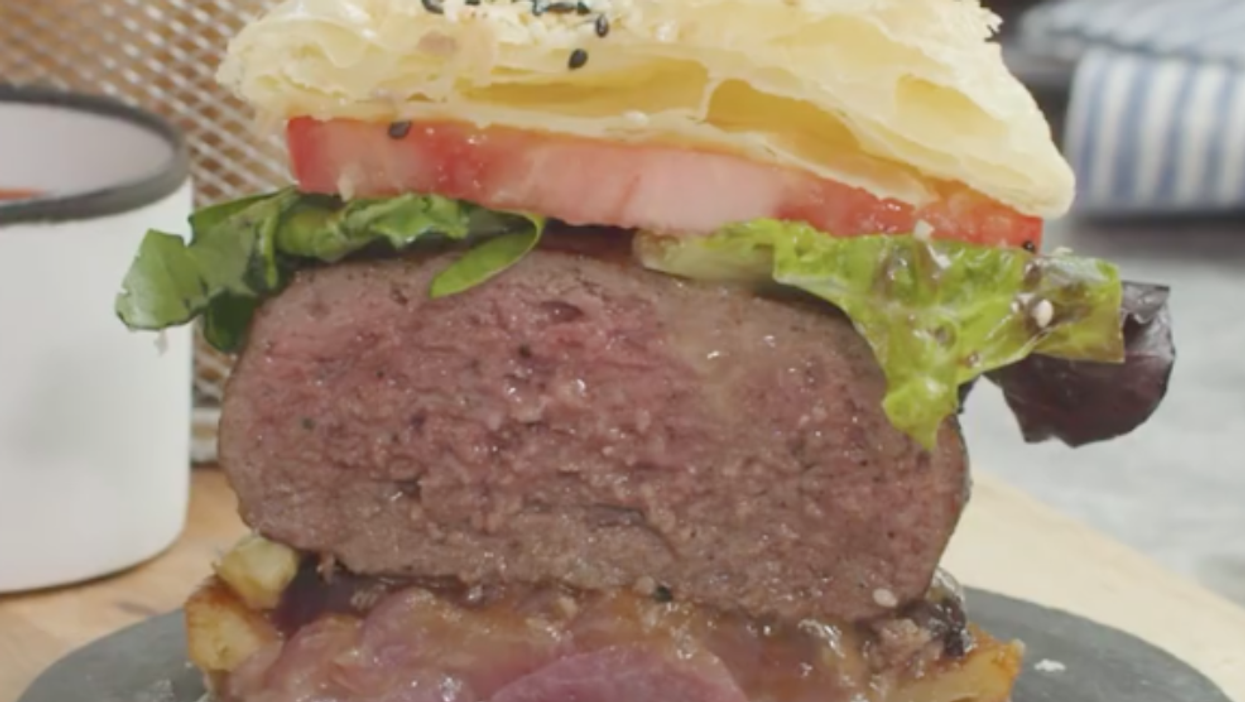Fans drag Gordon Ramsay’s burger creation as a ‘monstrosity’