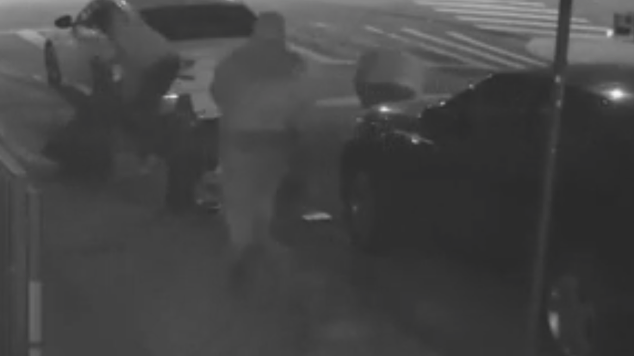 Drug dealer throws $20,000-worth of weed off a Brooklyn rooftop — and causes chaotic free-for-all