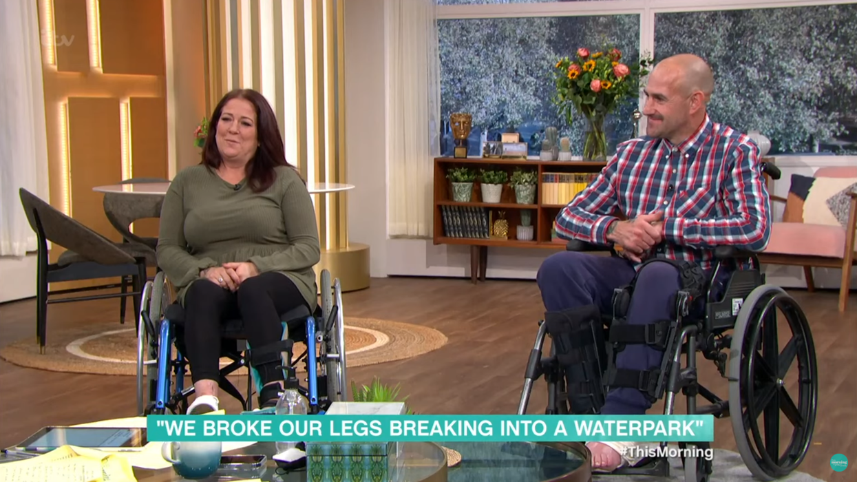 Drunk friends who broke their legs after ‘breaking into waterpark’ divide Twitter