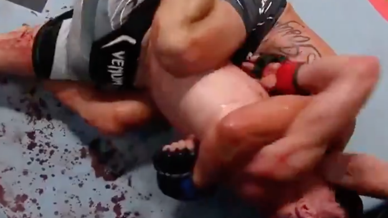 UFC fighter cut so badly that commentator said he could smell blood from his seat