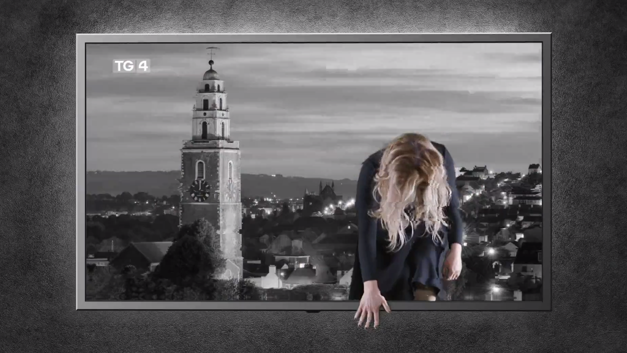 Irish weather woman pulls spooky Halloween prank on viewers