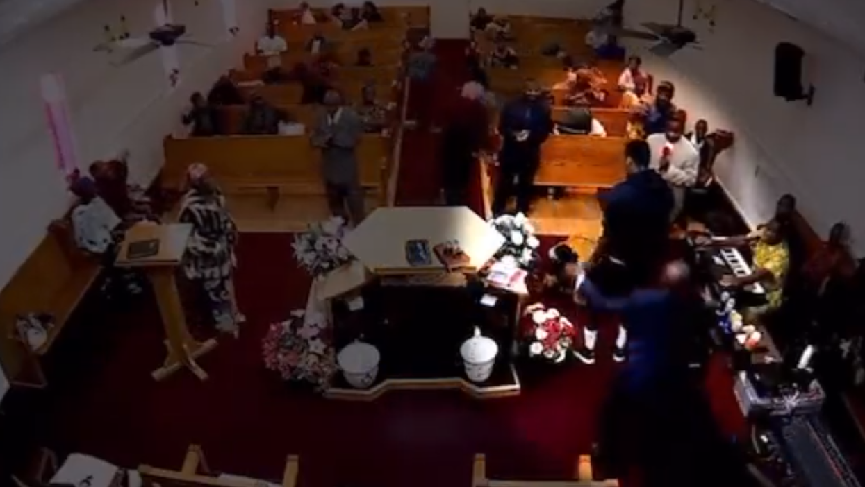 Amazing moment pastor took down gunman in church was caught on camera
