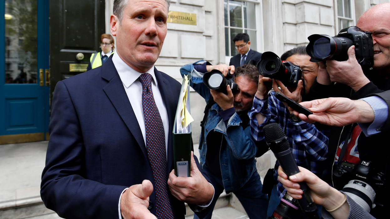 Keir Starmer mocked for photo him ‘signing’ a document with a pen that still has its lid on