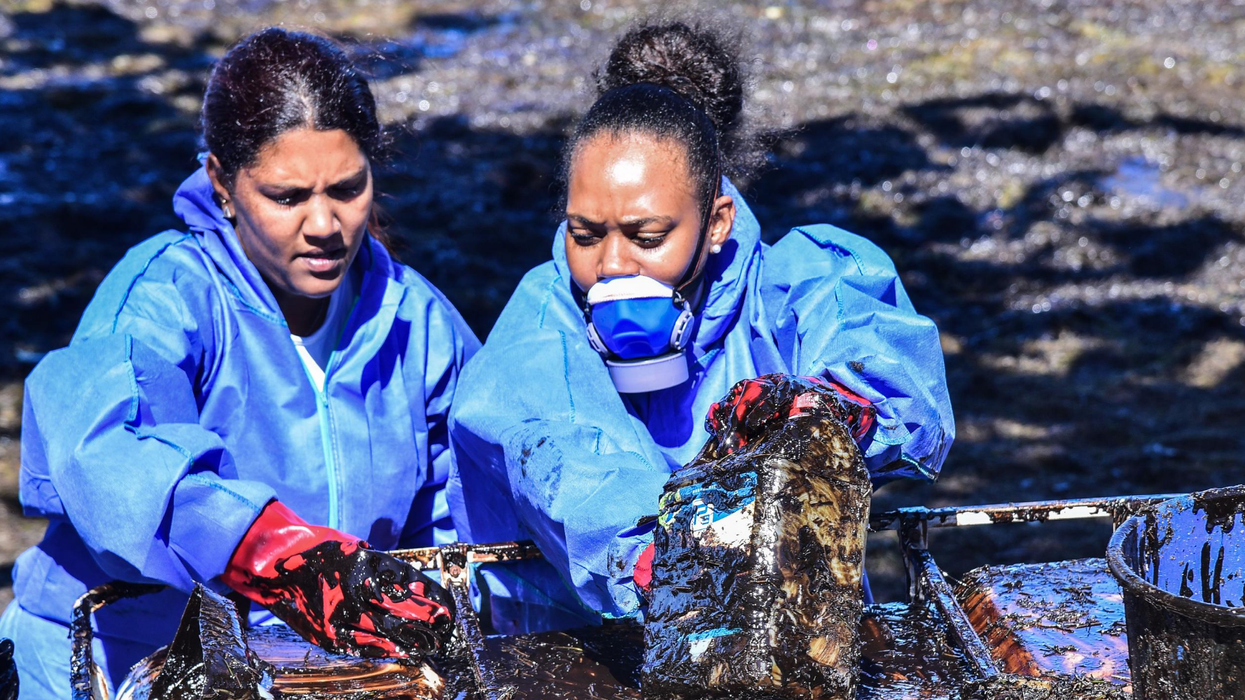 The people of Mauritius are cutting off their hair to soak up the catastrophic oil spill