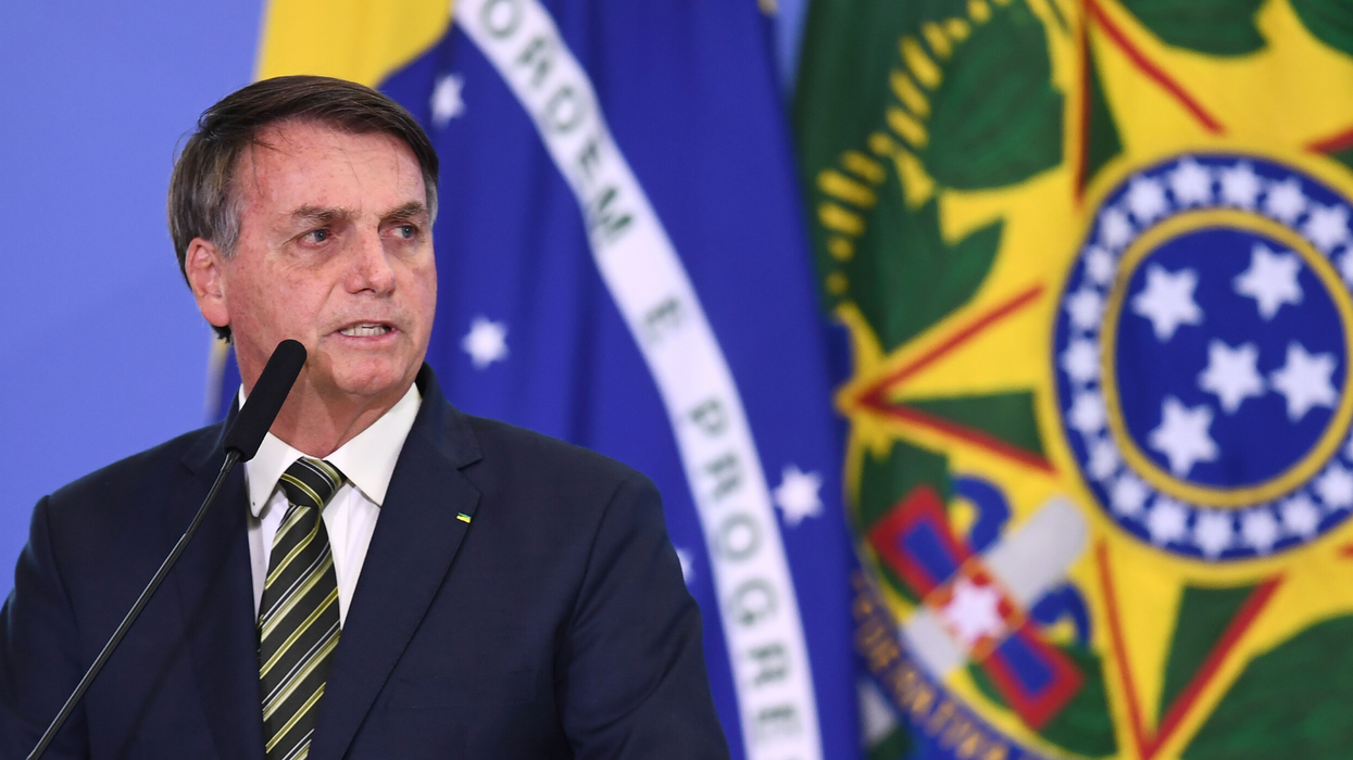 Brazilian president Bolsonaro now thinks footballers can't die of coronavirus (they can, and they have)