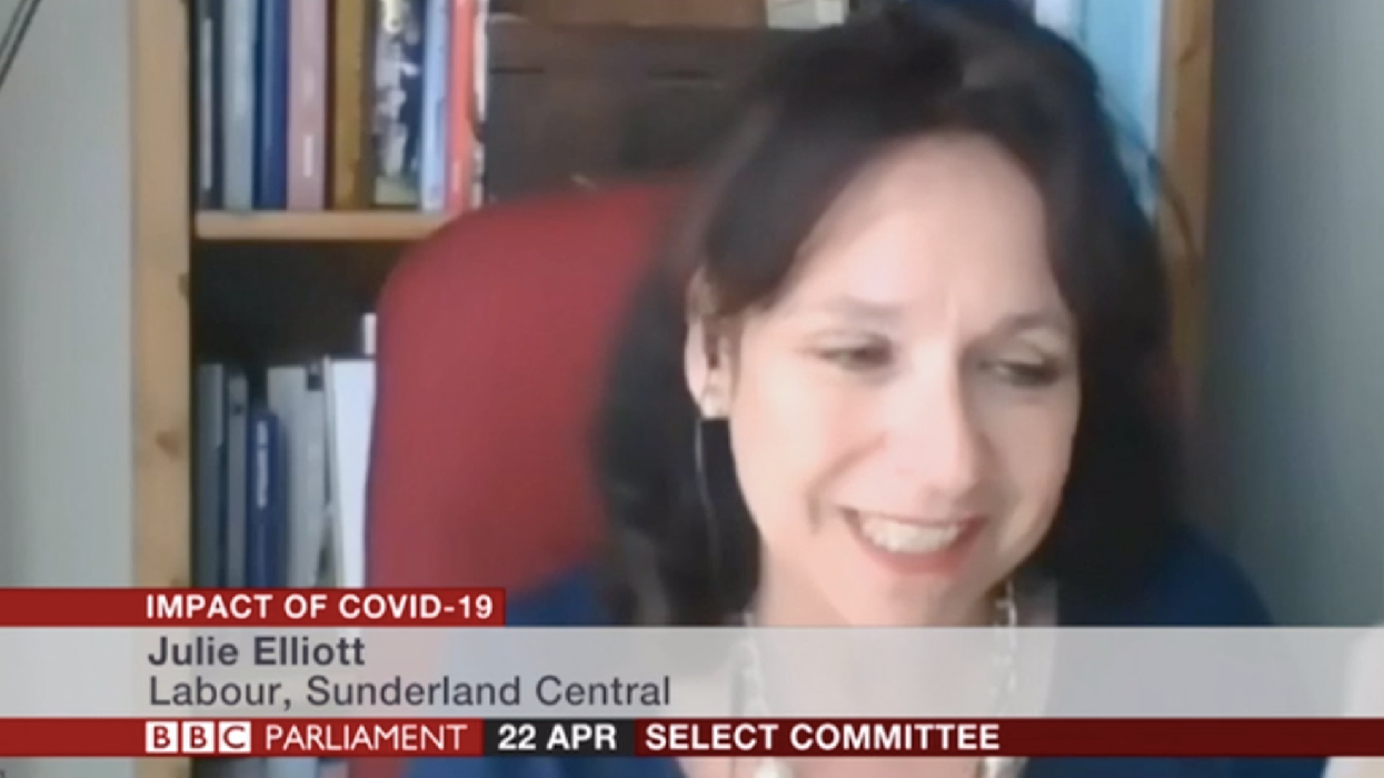 Labour MP's internet goes down while she is trying to make a point about poor broadband connection